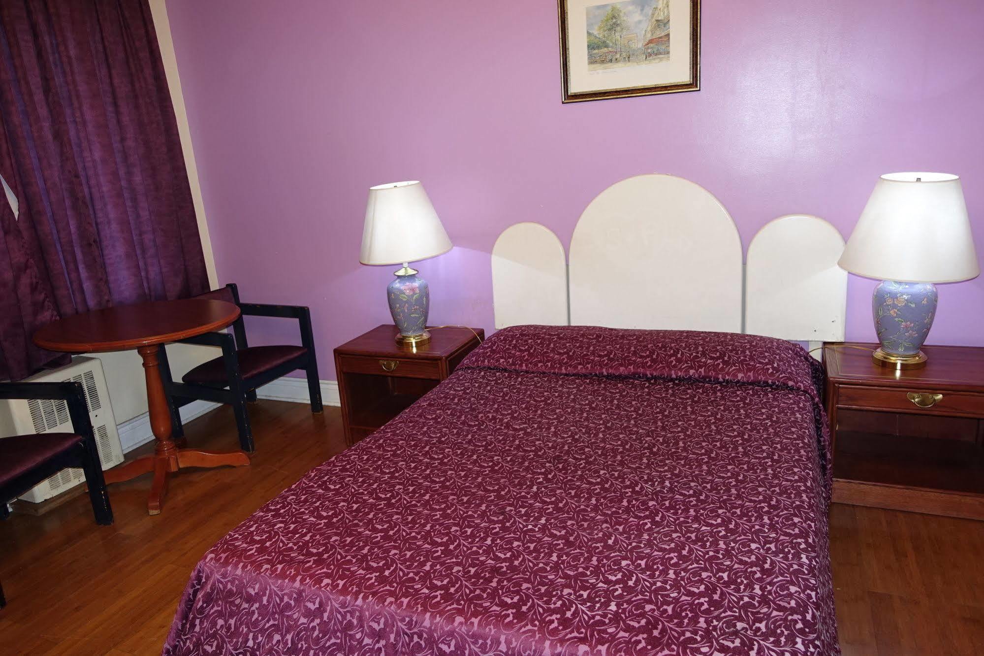 Motel Pierre Montréal Eksteriør bilde